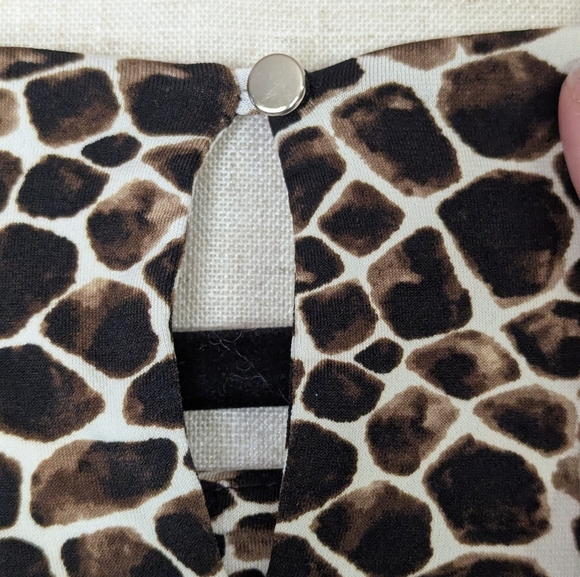 Calvin Klein XL Giraffe Animal Print Sleeveless Pleated Tank Blouse Shell - Picture 6 of 12